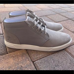 NWOB Timberland Men's Groveton Chukka Shoes in Mid Grey (TB0A1GIF) Size 9.5